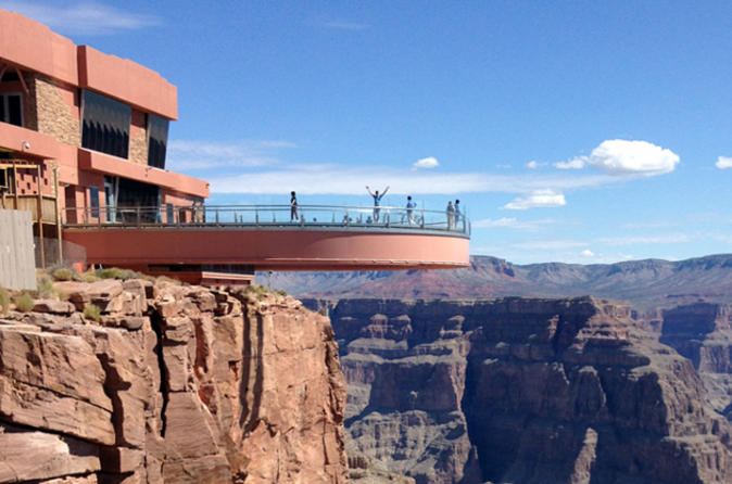 skywalk on the west rim helicopter